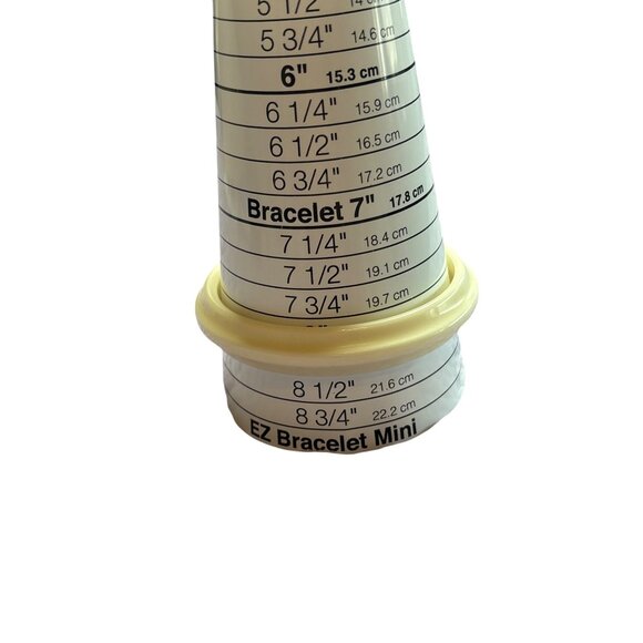 Vintage Cream Plastic Bangle Bracelet 7.75 inches 0.5 inch Wide - Picture 3 of 3